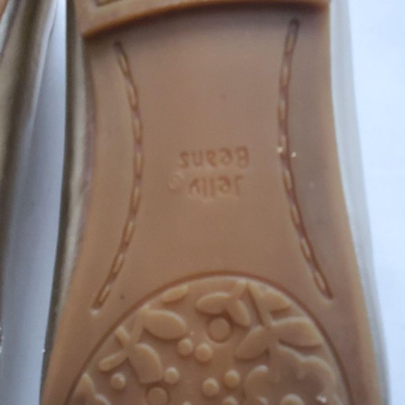 Jelly Beans Girls Gold Metallic Ankle T-Strap Bida Ballet Flat Shoes Size 2 - Picture 9 of 10
